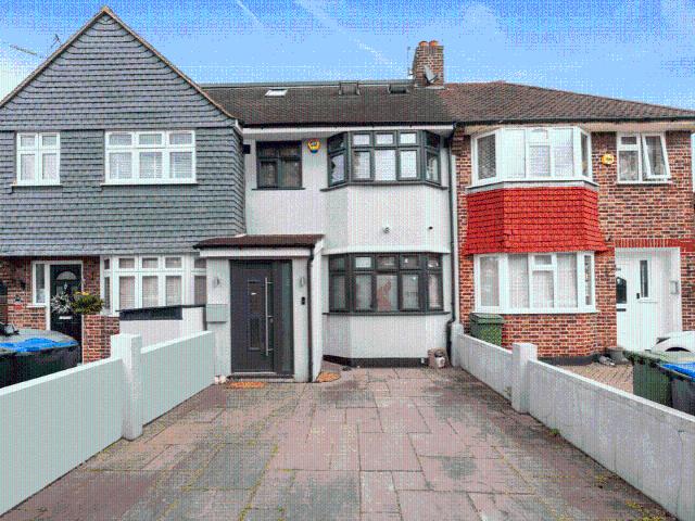 4 bedroom terraced house for sale