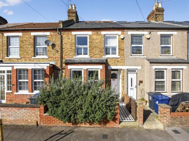 4 bedroom terraced house for sale