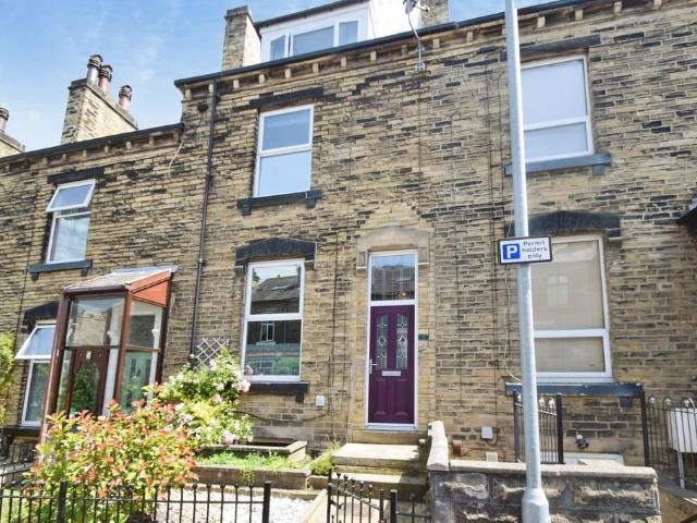 4 bedroom terraced house for sale