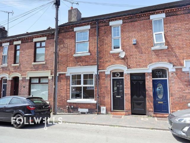 4 bedroom terraced house for sale