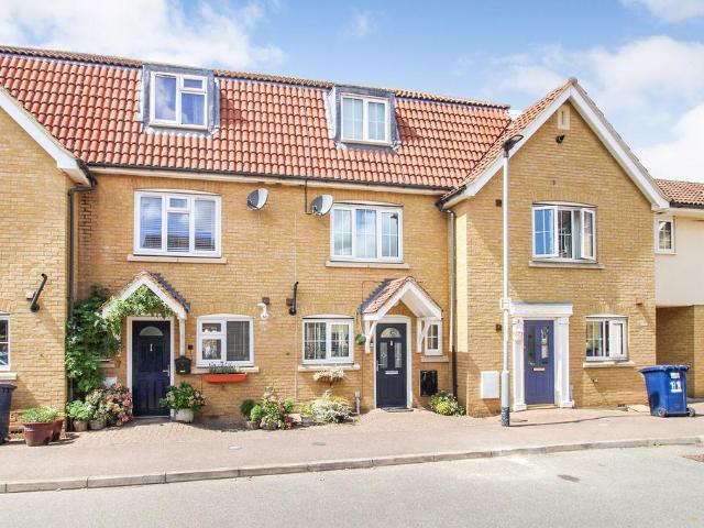 4 bedroom terraced house for sale