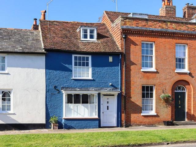 4 bedroom terraced house for sale