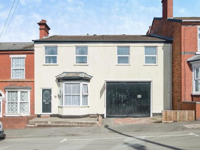 4 bedroom terraced house for sale