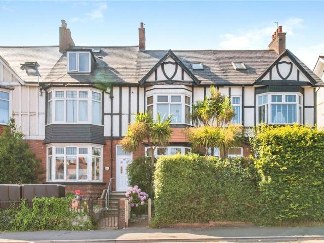 4 bedroom terraced house for sale