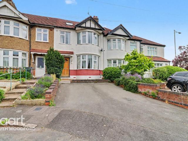 4 bedroom terraced house for sale