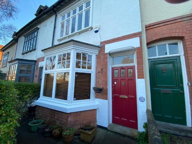 4 bedroom terraced house for sale