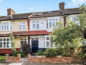 4 bedroom terraced house for sale