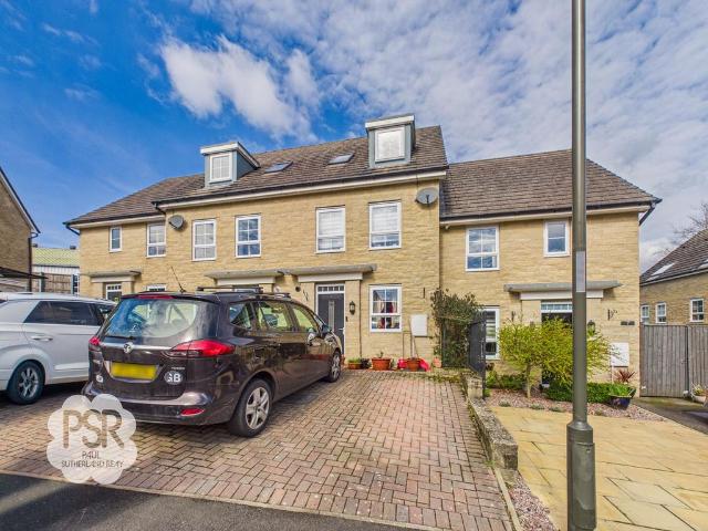 4 bedroom terraced house for sale