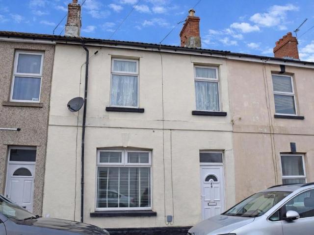 4 bedroom terraced house for sale