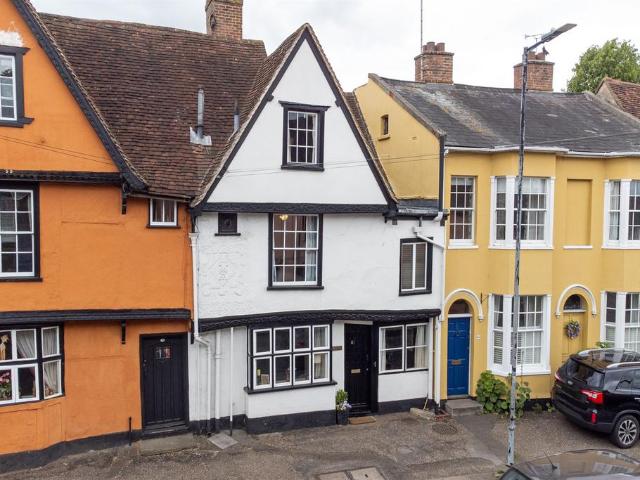 4 bedroom terraced house for sale