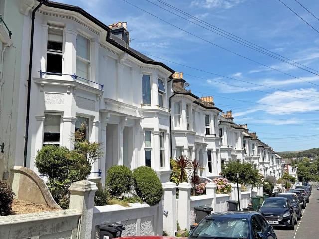 4 bedroom terraced house for sale
