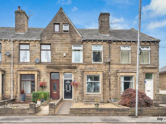 4 bedroom terraced house for sale