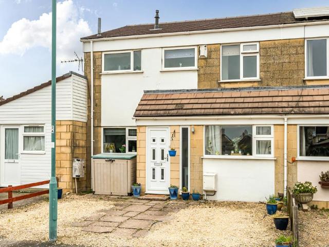4 bedroom terraced house for sale