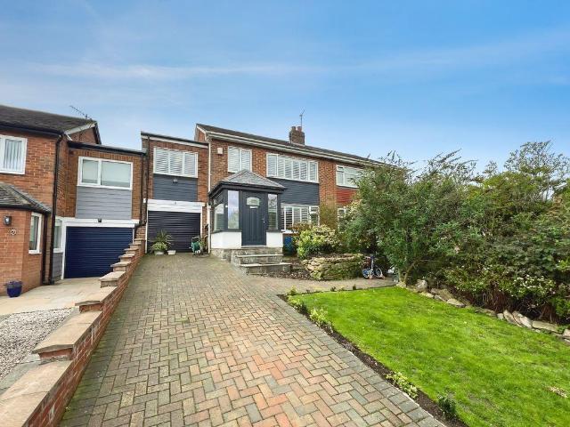 4 bedroom terraced house for sale