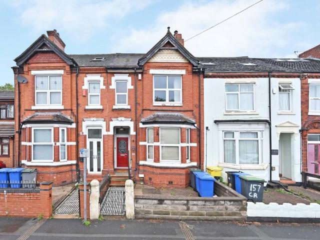 4 bedroom terraced house for sale