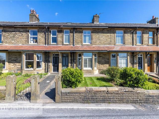 4 bedroom terraced house for sale