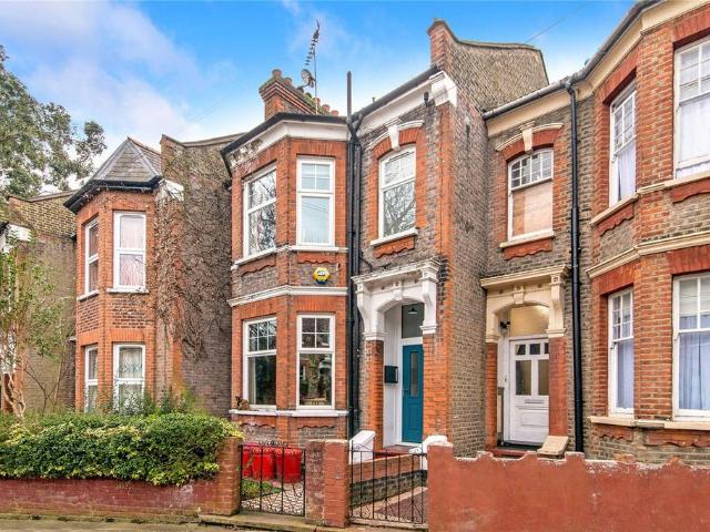 4 bedroom terraced house for sale