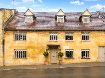 Cotswold, Gloucestershire county, Southdowns