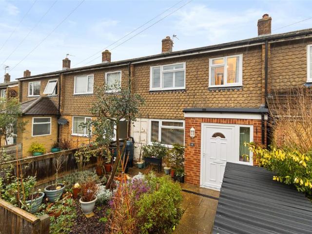 4 bedroom terraced house for sale