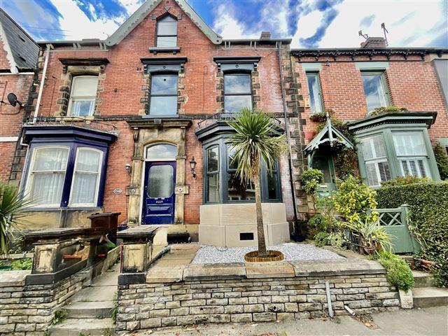 4 bedroom terraced house for sale