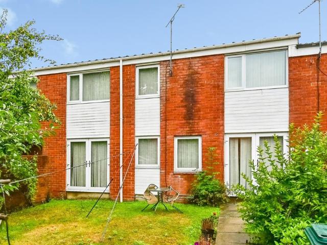 4 bedroom terraced house for sale