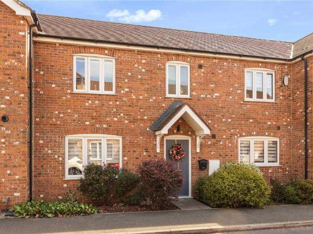 4 bedroom terraced house for sale