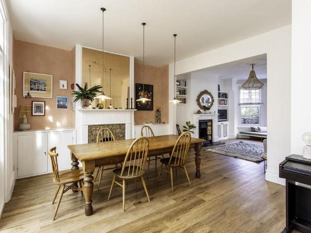 4 bedroom terraced house for sale