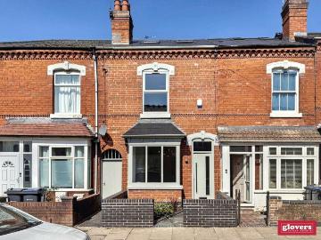 4 bedroom terraced house for sale