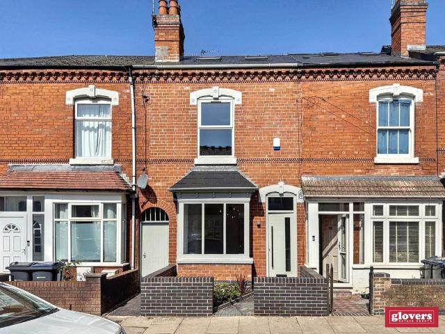 4 bedroom terraced house for sale