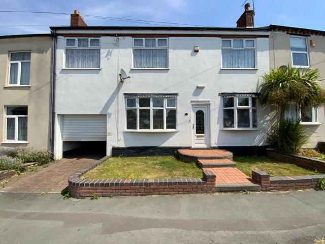 4 bedroom terraced house for sale