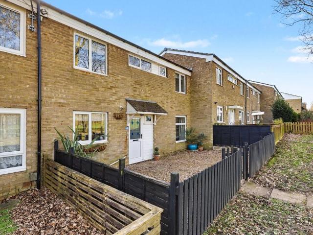 4 bedroom terraced house for sale