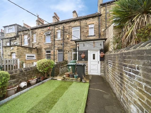 4 bedroom terraced house for sale