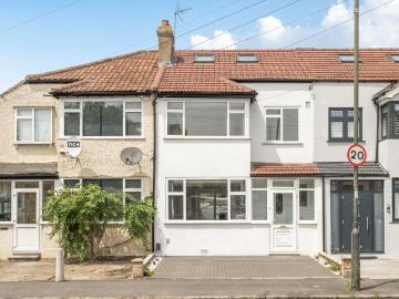 4 bedroom terraced house for sale