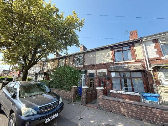 4 bedroom terraced house for sale