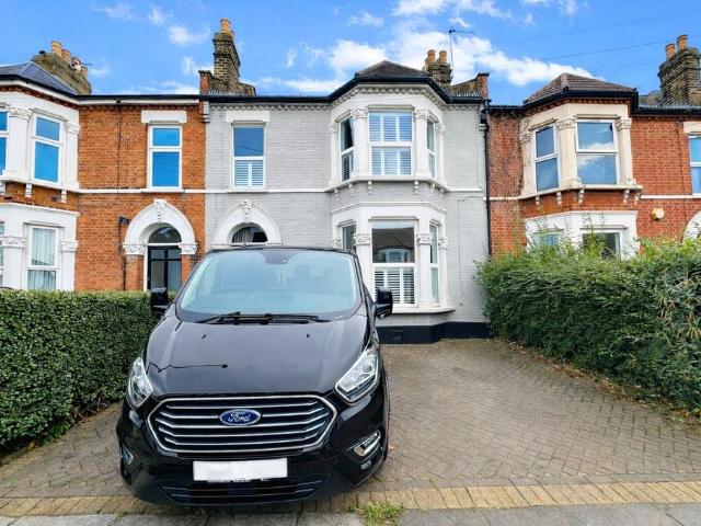 4 bedroom terraced house for sale