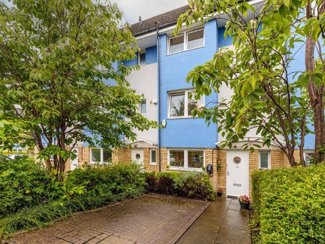 4 bedroom terraced house for sale