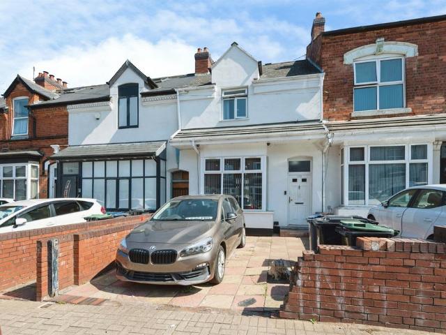4 bedroom terraced house for sale
