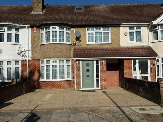 4 bedroom terraced house for sale