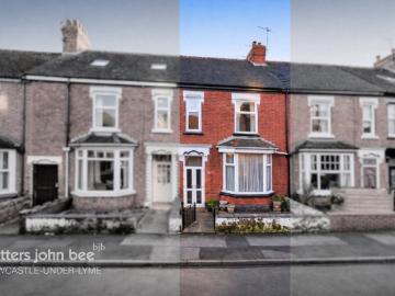 4 bedroom terraced house for sale