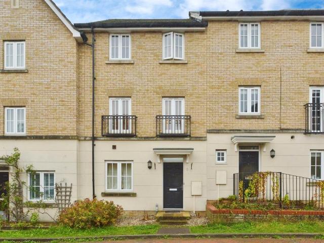 4 bedroom terraced house for sale
