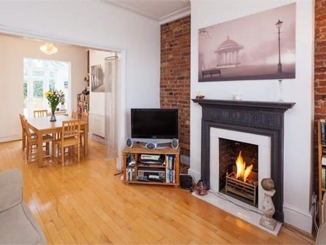 4 bedroom terraced house for sale