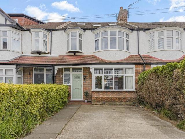4 bedroom terraced house for sale