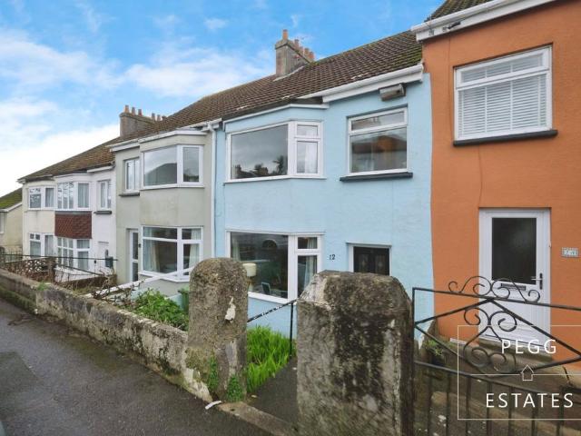 4 bedroom terraced house for sale