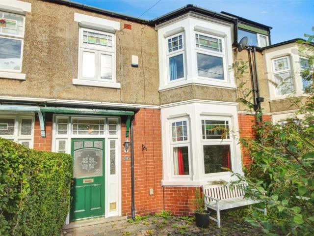 4 bedroom terraced house for sale