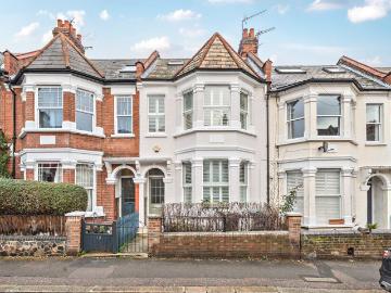 4 bedroom terraced house for sale