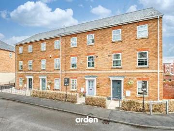 4 bedroom terraced house for sale