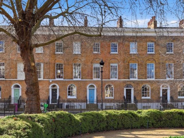 4 bedroom terraced house for sale