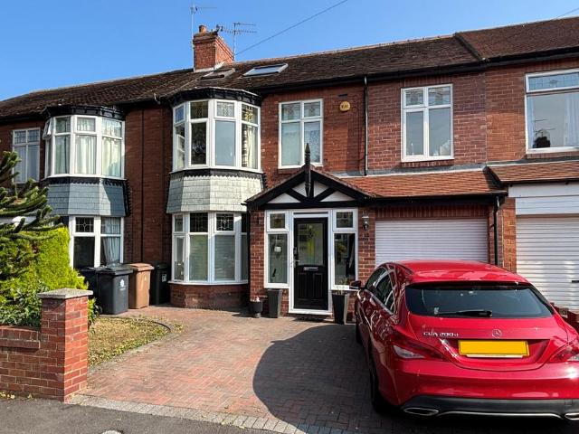 4 bedroom terraced house for sale