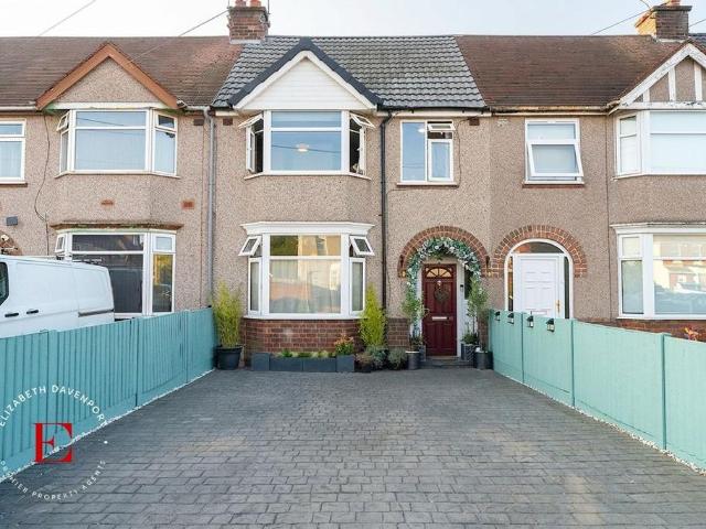 4 bedroom terraced house for sale