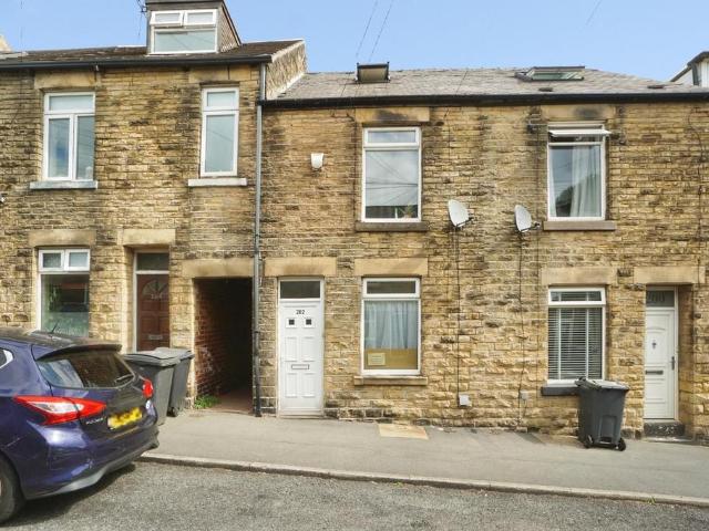 4 bedroom terraced house for sale